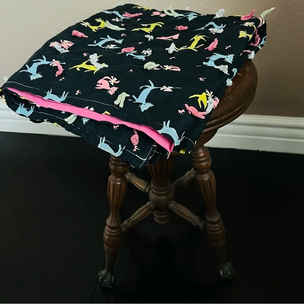 Vintage Handmade Cotton Quilt. Quilted throw for cat lovers.